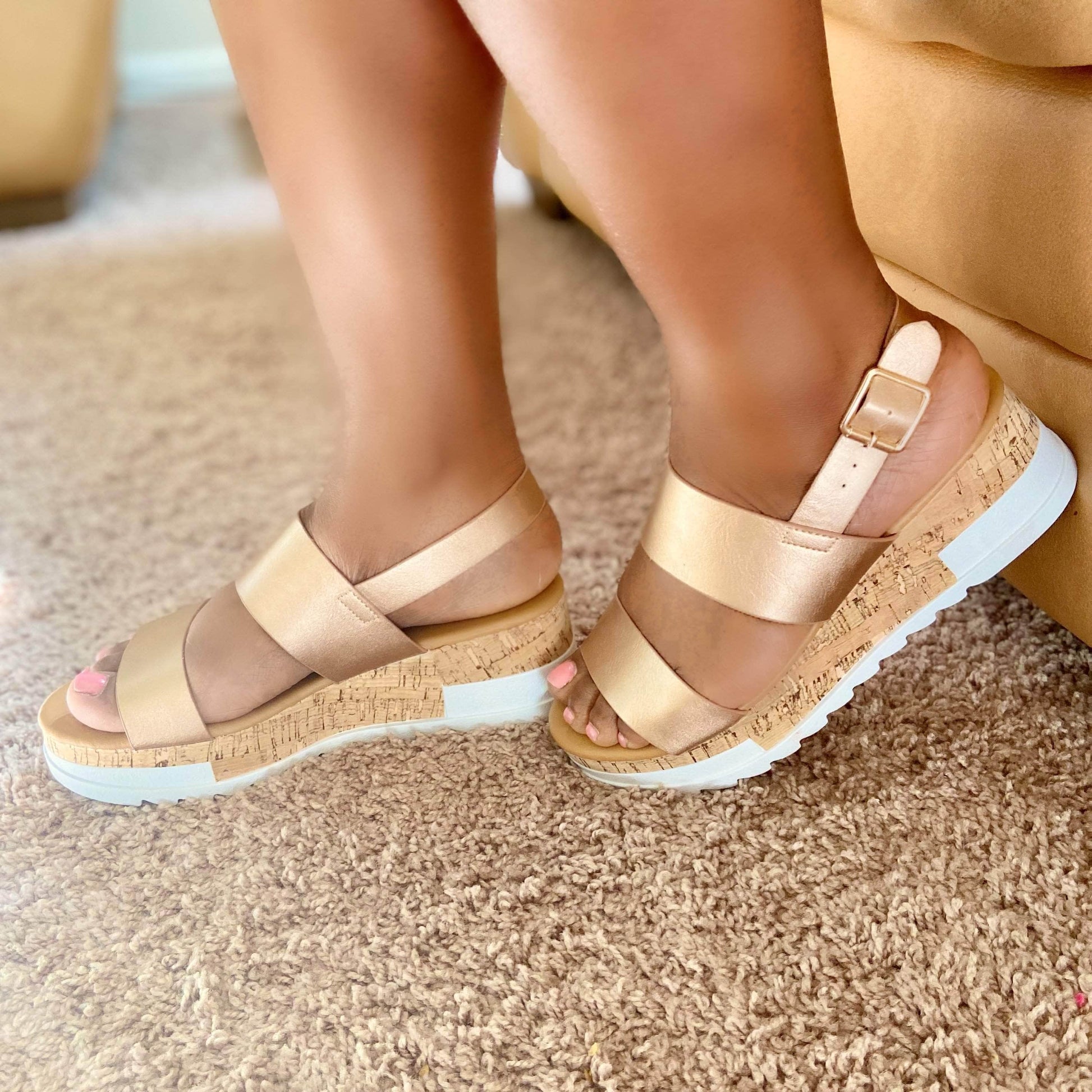 lee monet Aquaholic Platform Sandal (Rose Gold)