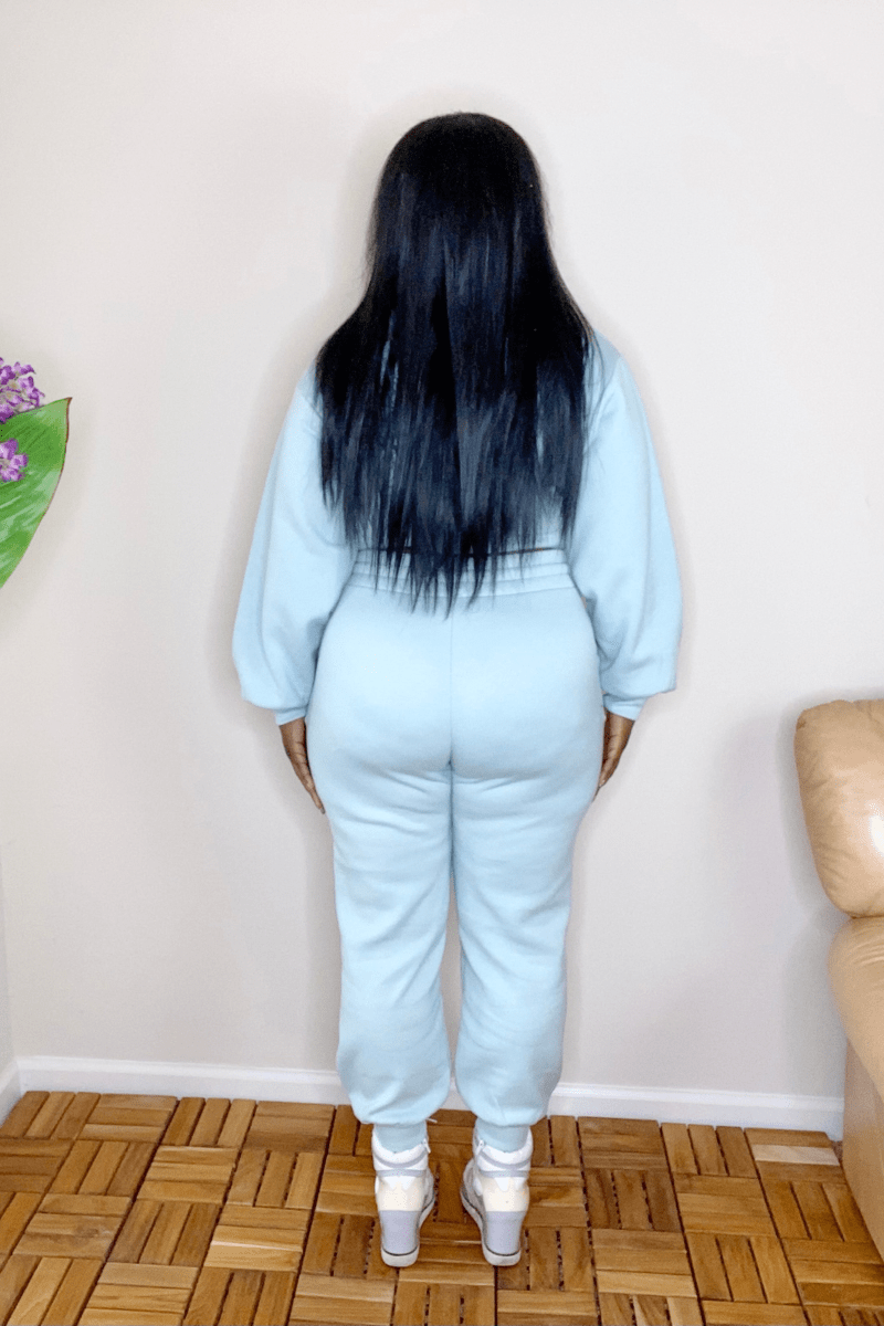 lee monet Outfit Sets Something Slight Cropped Pullover Jogger Set (Light Green)