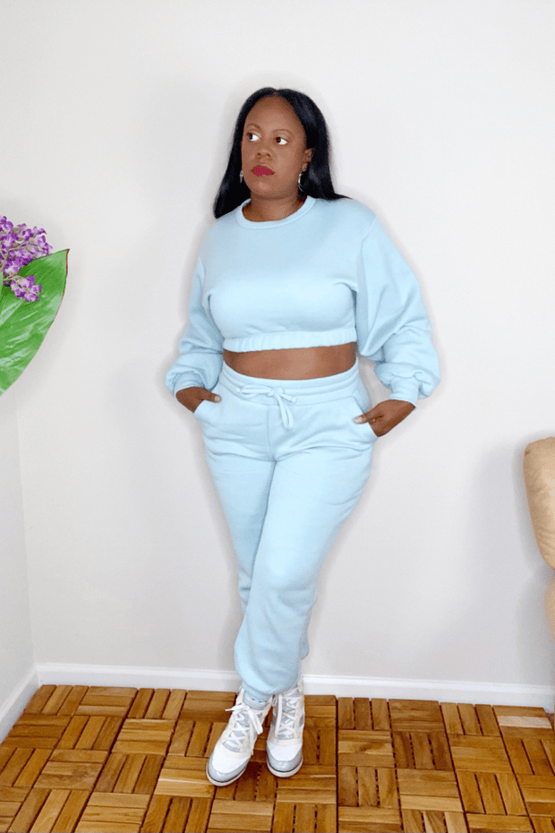 lee monet Outfit Sets Something Slight Cropped Pullover Jogger Set (Light Green)